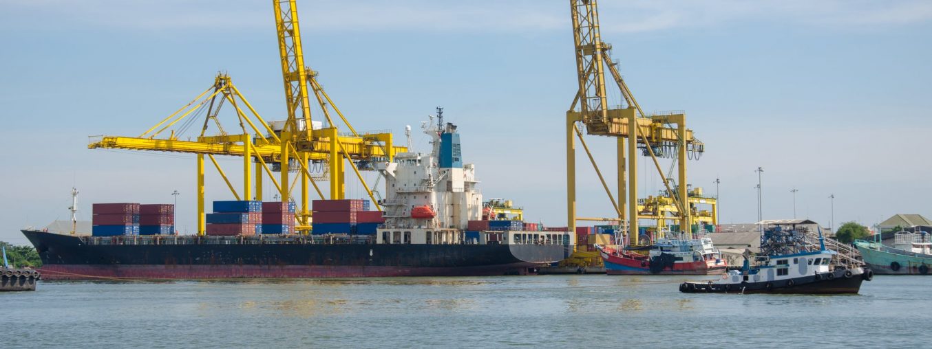 Port of Rotterdam tests blockchain to link container logistics and payments
